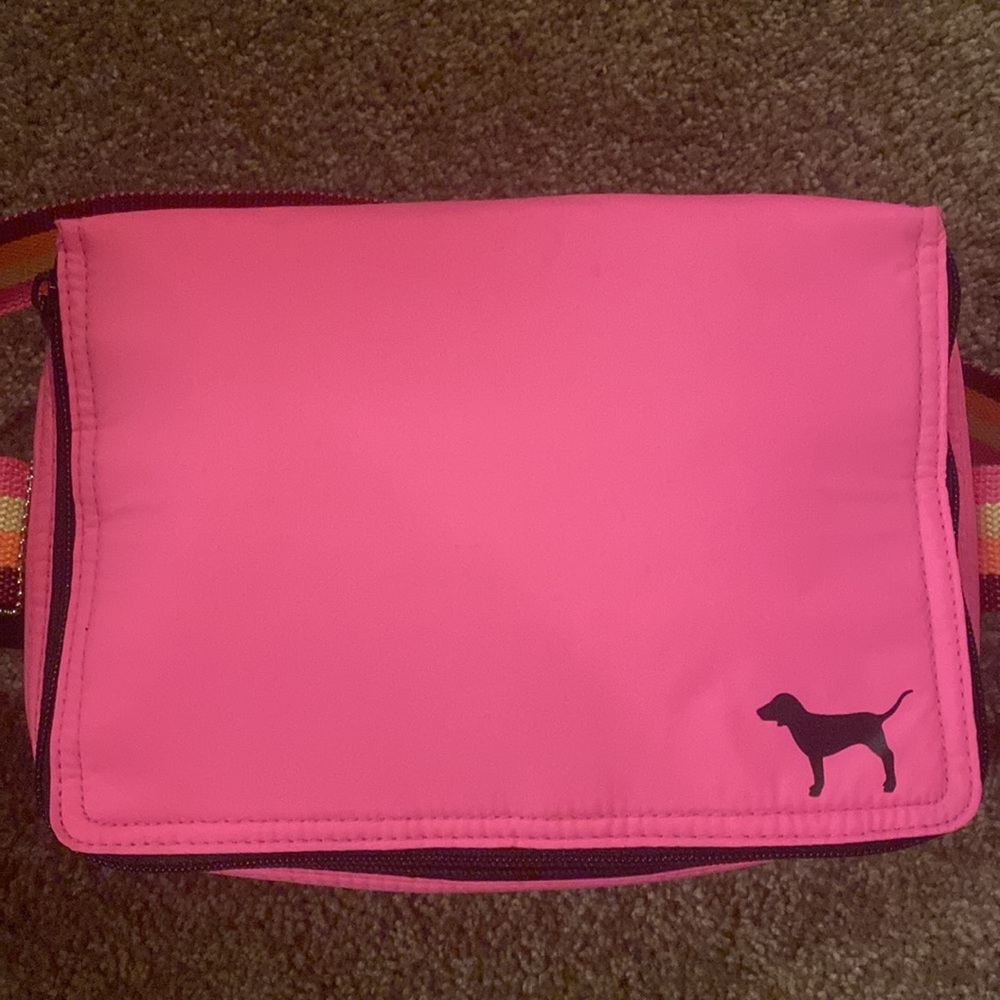Soft sided PINK beach cooler - Picture 5 of 6